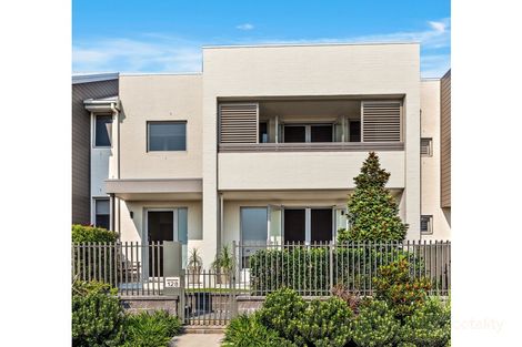 Property photo of 128 Harbour Boulevard Shell Cove NSW 2529