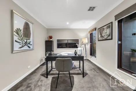 Property photo of 7 Wheelwright Street Clyde North VIC 3978
