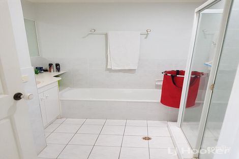 Property photo of 14/18-20 Spinnaker Drive Sandstone Point QLD 4511