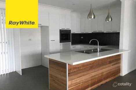 19 Stanleigh Cres, West Wollongong, NSW 2500