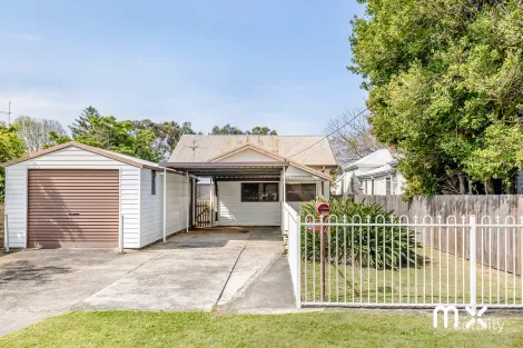 Property photo of 3 Arthur Street Thirroul NSW 2515