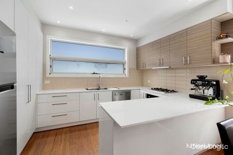 Property photo of 3/10 Unsworth Road Ringwood North VIC 3134