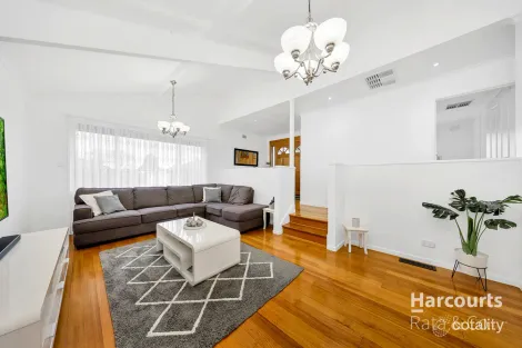 Property photo of 16 Savannah Crescent Epping VIC 3076