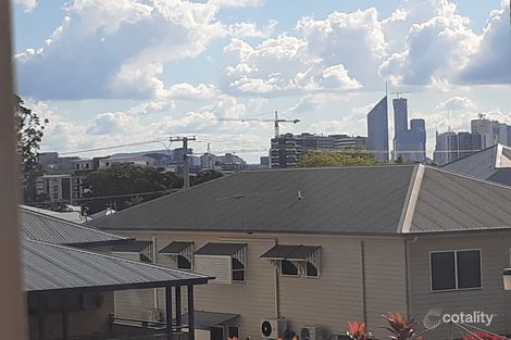 Property photo of 2/25 Rialto Street Coorparoo QLD 4151