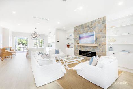 Property photo of 31 Pacific Street Main Beach QLD 4217
