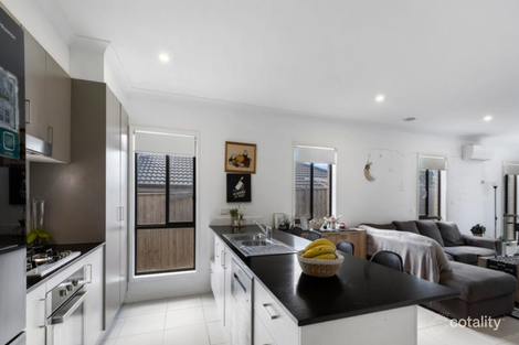 Property photo of 9 Bickerton Crescent Mernda VIC 3754