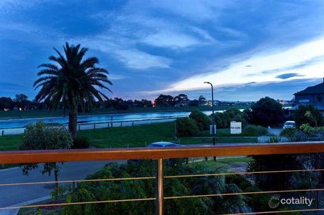 Property photo of 39A Harbour Drive Patterson Lakes VIC 3197