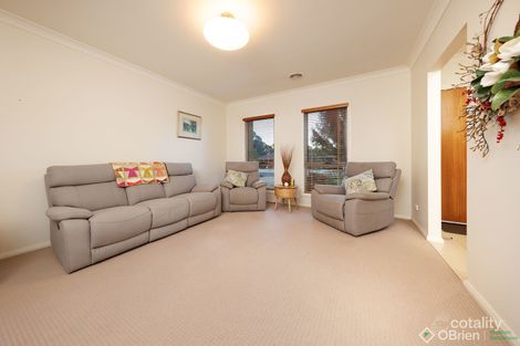 Property photo of 5 Pro Hart Drive Baranduda VIC 3691