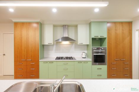 Property photo of 5 Pro Hart Drive Baranduda VIC 3691