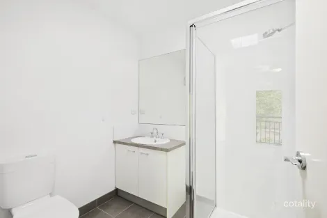 Property photo of 10 Amana Drive Alfredton VIC 3350