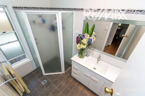 Property photo of 85 Tichborne Crescent Kooringal NSW 2650