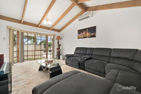 Property photo of 1 St Agnes Court Carrum Downs VIC 3201