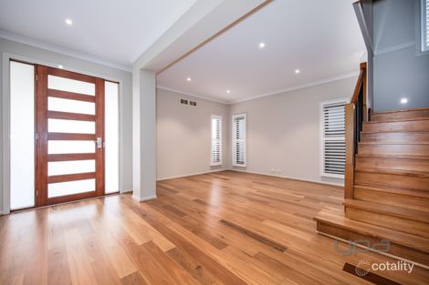 Property photo of 3 Beaconsfield Lane Caroline Springs VIC 3023