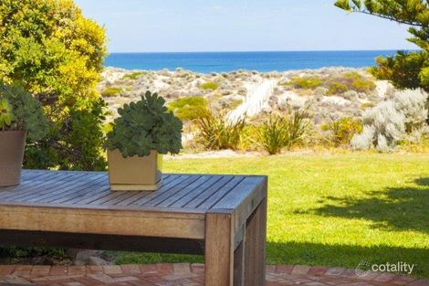 1b/297 West Coast Hwy, Scarborough, WA 6019