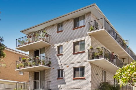 2/5 Sturdee Pde, Dee Why, NSW 2099