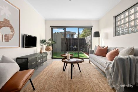 Property photo of 2/169 Beach Street Frankston VIC 3199