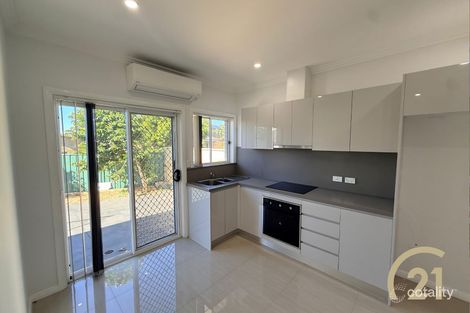 18 Mimosa Rd, Bossley Park, NSW 2176