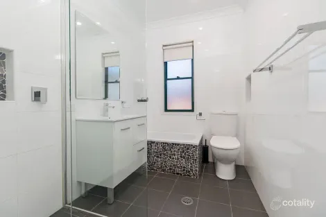 Property photo of 6 Damour Street Holsworthy NSW 2173