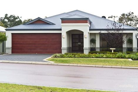 Property photo of 54 Coulterhand Circle Byford WA 6122