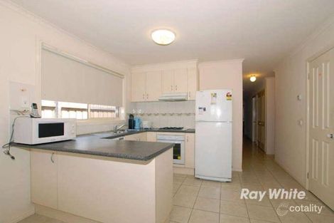 Property photo of 3/13 Kismet Close Cranbourne West VIC 3977
