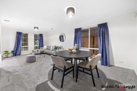 Property photo of 22 Kinloch Grove Greenvale VIC 3059