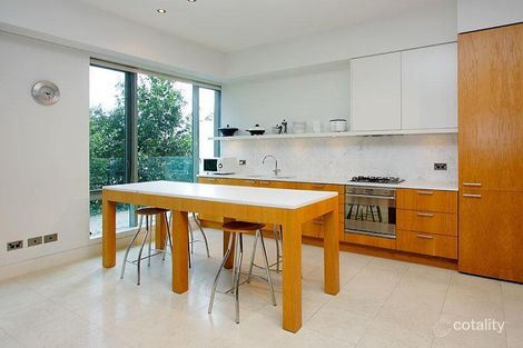 Property photo of 2A/77 Macleay Street Potts Point NSW 2011