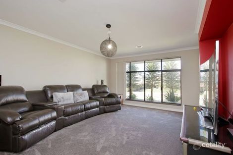 Property photo of 32 Shelduck Bend Harrisdale WA 6112