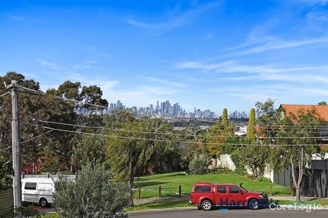 Property photo of 16 Lovett Drive Avondale Heights VIC 3034