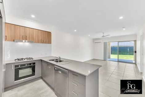 Property photo of 17 Silkstone Street Farley NSW 2320