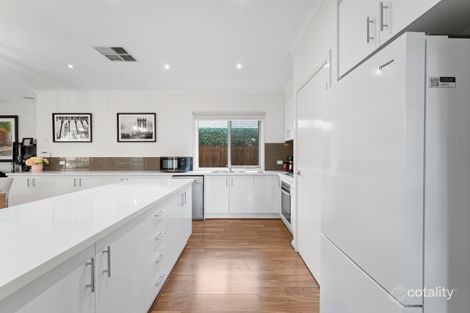 Property photo of 1 Aitken Court Ferntree Gully VIC 3156