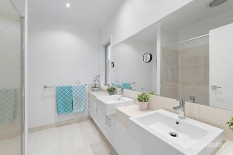 Property photo of 1 Aitken Court Ferntree Gully VIC 3156