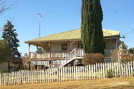 7 Ravenscourt St, Centenary Heights, QLD 4350