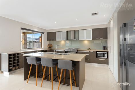 Property photo of 13 Deepwater Drive Waterways VIC 3195