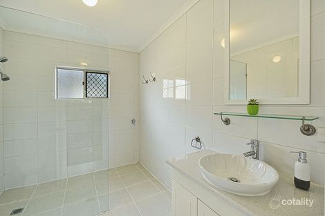 Property photo of 21 Walton Street Southport QLD 4215