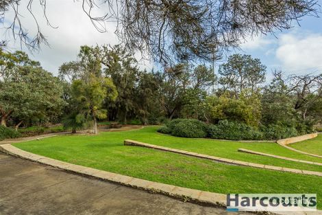 Property photo of 14 Monticola Gardens Aubin Grove WA 6164