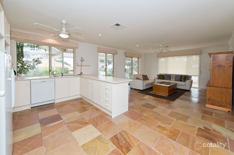 Property photo of 15 Bushland Drive Aberfoyle Park SA 5159