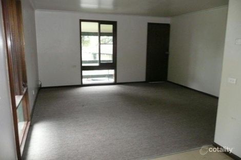 Property photo of 5 Denva Bird Way Taree NSW 2430
