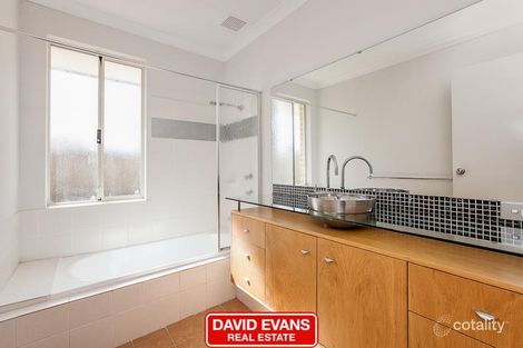 Property photo of 25 Carramup Circle Port Kennedy WA 6172