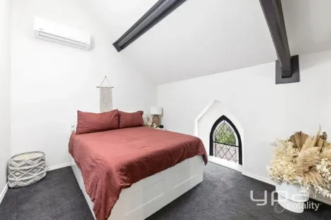 Property photo of 2/24 Coghill Street Westmeadows VIC 3049