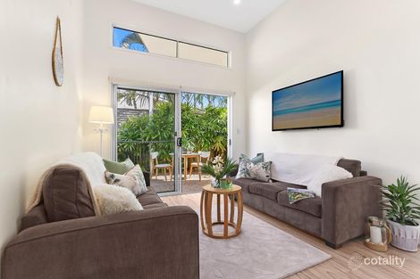Property photo of 10 Mauritius Crescent Parrearra QLD 4575