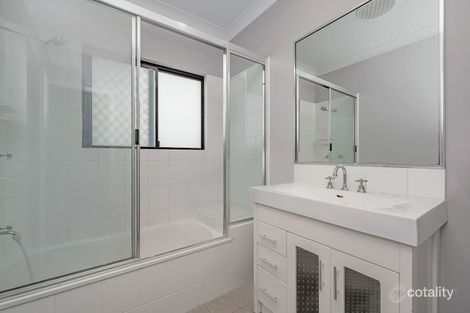Property photo of 12 Shark Court Mount Louisa QLD 4814