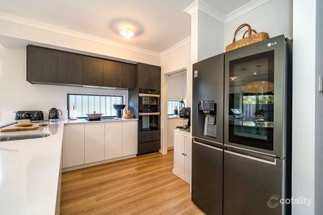 Property photo of 9 Arlanza Road Caversham WA 6055
