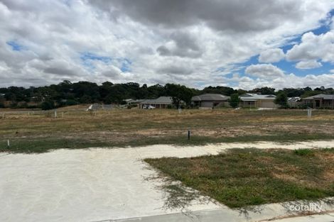4 Bloodwood St, Broadford, VIC 3658