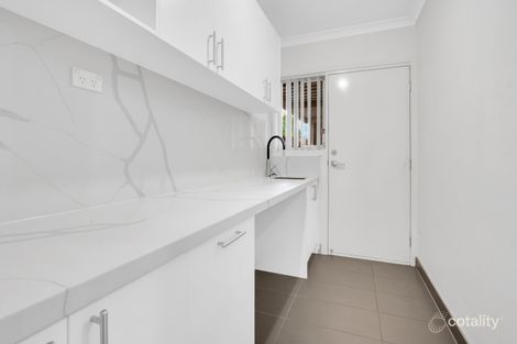 Property photo of 2 Rosamond Way Epping VIC 3076