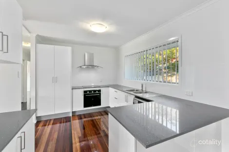 110 BANKSIDE ST, NATHAN, QLD 4111