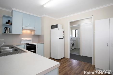 Property photo of 27 Geoffrey Thomas Drive Bucasia QLD 4750