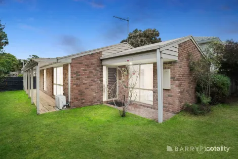 213 Jetty Rd, Rosebud, VIC 3939