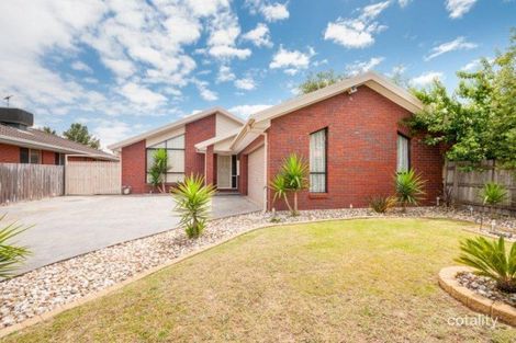 6 Foxton Pl, Roxburgh Park, VIC 3064