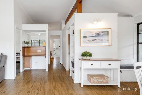 Property photo of 9 Duncan Street Wynnum West QLD 4178