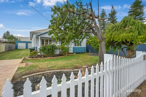 21 BURGES ST, BEACHLANDS, WA 6530